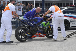 La moto de Maverick Viñales, Yamaha Factory Racing après sa chute