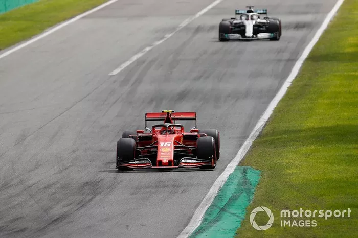Charles Leclerc, Ferrari SF90, Lewis Hamilton, Mercedes AMG F1 W10