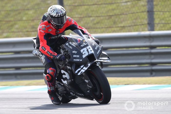 Lorenzo Savadori, Aprilia Racing Team