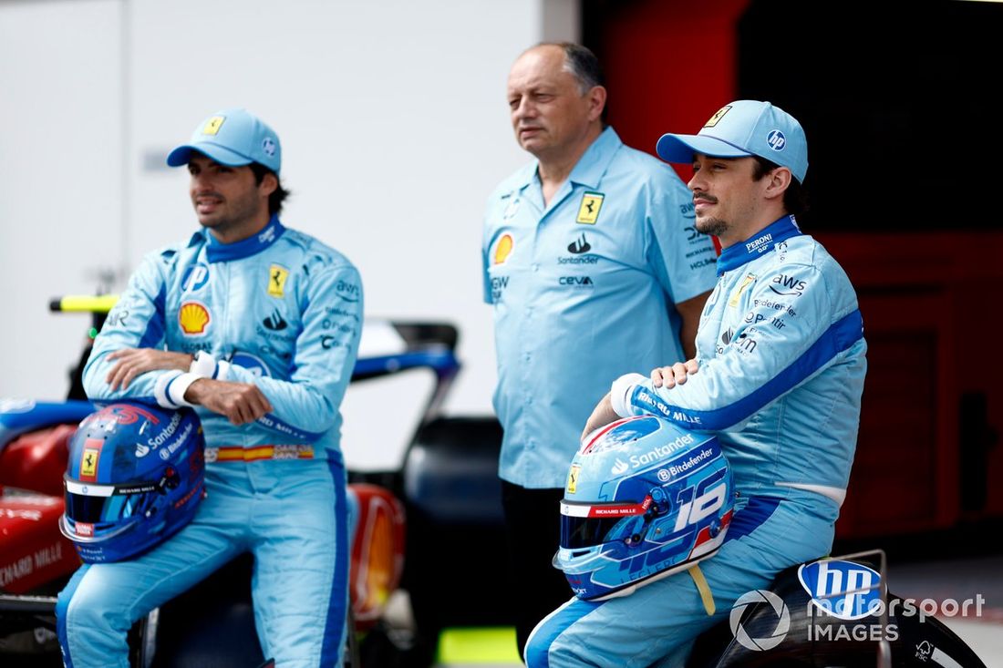 Carlos Sainz, Scuderia Ferrari, Charles Leclerc, Scuderia Ferrari, Frederic Vasseur, Team Principal y Director General, Scuderia Ferrari.