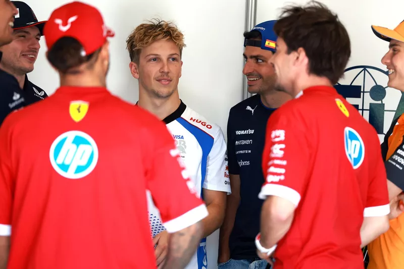 Liam Lawson, Racing Bulls, Max Verstappen, Red Bull Racing, Carlos Sainz, Williams, Oscar Piastri, McLaren, Lewis Hamilton, Ferrari, Charles Leclerc, Ferrari.