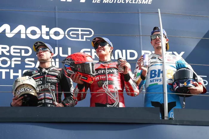 Marco Bezzecchi, Aprilia Racing, Alex Márquez, Gresini Racing, Marc Márquez, Ducati Team