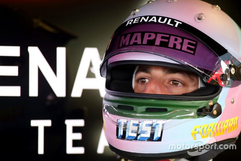 Helm von Daniel Ricciardo