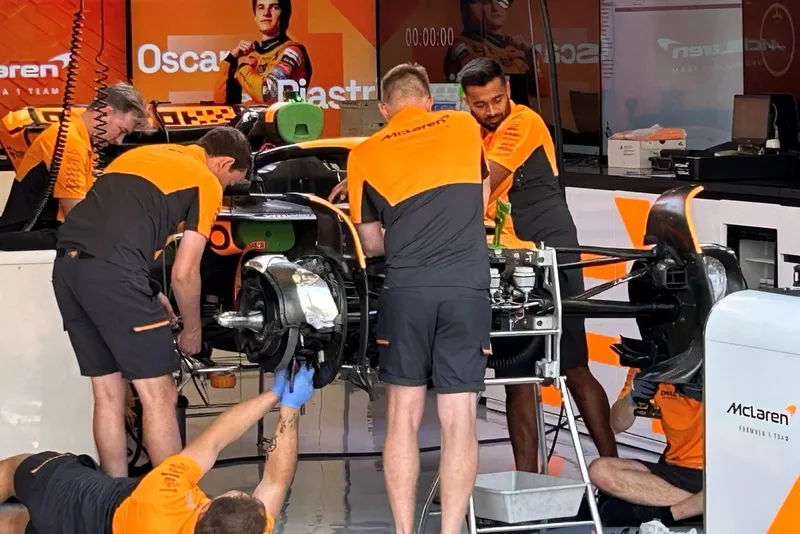 Détails techniques du McLaren MCL38