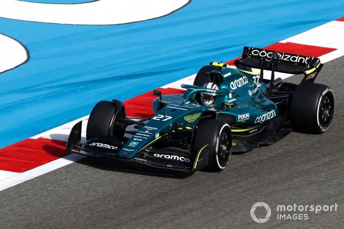 Nico Hulkenberg, Aston Martin AMR22