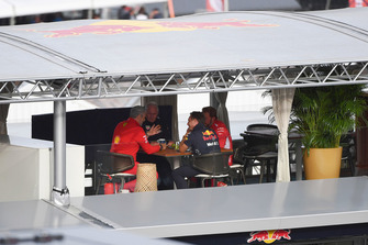 Maurizio Arrivabene, Ferrari, Dr Helmut Marko, Red Bull, Christian Horner, Red Bull Racing ve Gino Rosato, Ferrari