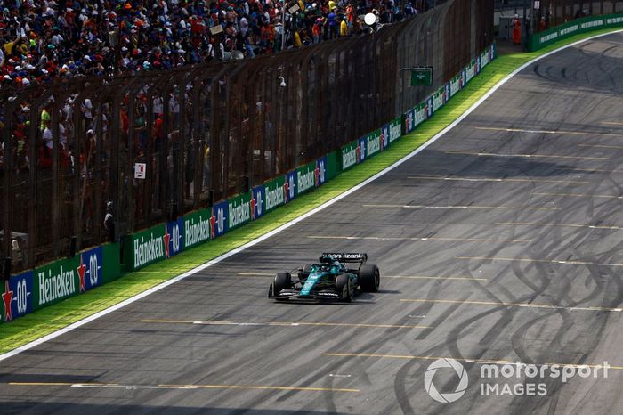 Lance Stroll, Aston Martin AMR22
