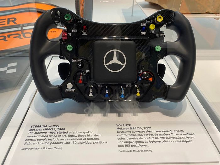 Mercedes steering wheel