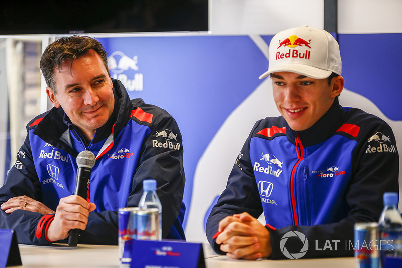 Джеймс Кі, технічний директор Scuderia Toro Rosso, П'єр Гаслі, Scuderia Toro Rosso