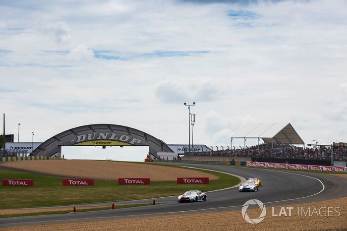 #81 BMW Team MTEK BMW M8 GTE: Martin Tomczyk, Nicky Catsburg, Philipp Eng