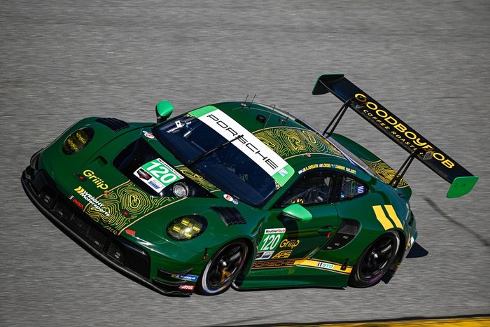 #120 Wright Motorsports Porsche 911 GT3 R (992): Elliott Skeer, Tom Sargent