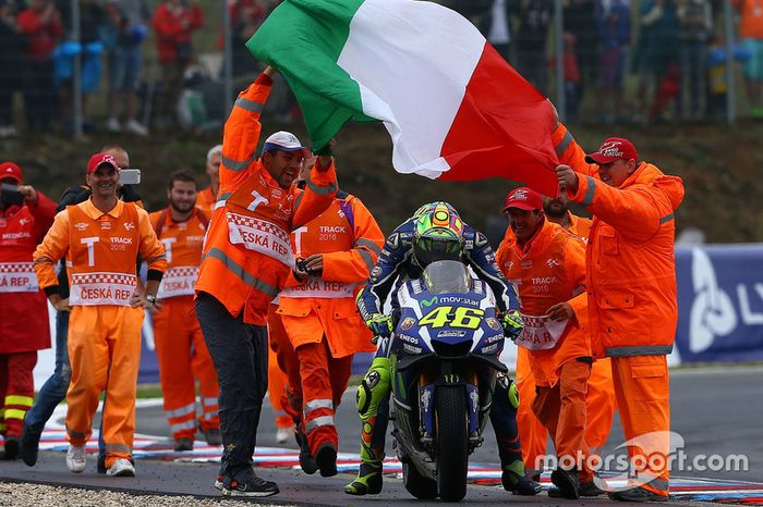 Valentino Rossi, Yamaha Factory Racing