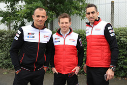 Stテゥphane Sarrazin, Anthony Davidson dan Sテゥbastien Buemi, Toyota Racing