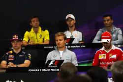 Прес-конференція FIA: Джоліон Палмер, Renault Sport F1 Team; Роман Грожан, Haas F1 Team; Паскаль Вер