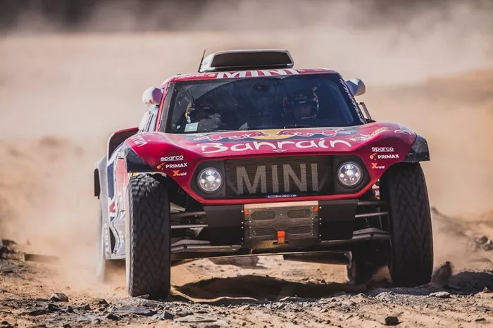 #302 JCW X-Raid Team: Stephane Peterhansel, Paulo Fiuza