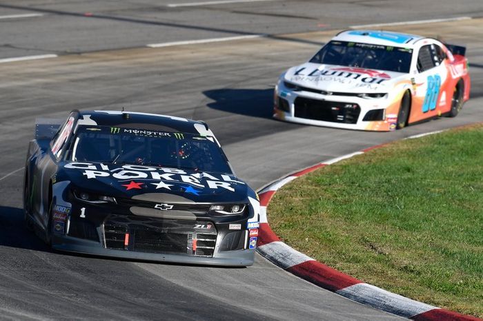 Kurt Busch, Chip Ganassi Racing, Chevrolet Camaro Global Poker, Alex Bowman, Hendrick Motorsports, Chevrolet Camaro LLumar