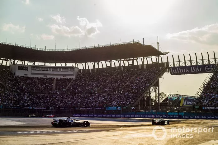 Mitch Evans, Panasonic Jaguar Racing, Jaguar I-Type 3 Robin Frijns, Envision Virgin Racing, Audi e-tron FE05