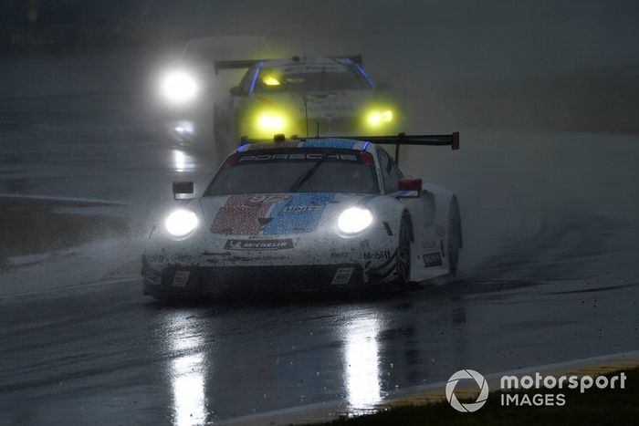 #912 Porsche GT Team Porsche 911 RSR, GTLM: Mathieu Jaminet, Earl Bamber, Laurens Vanthoor