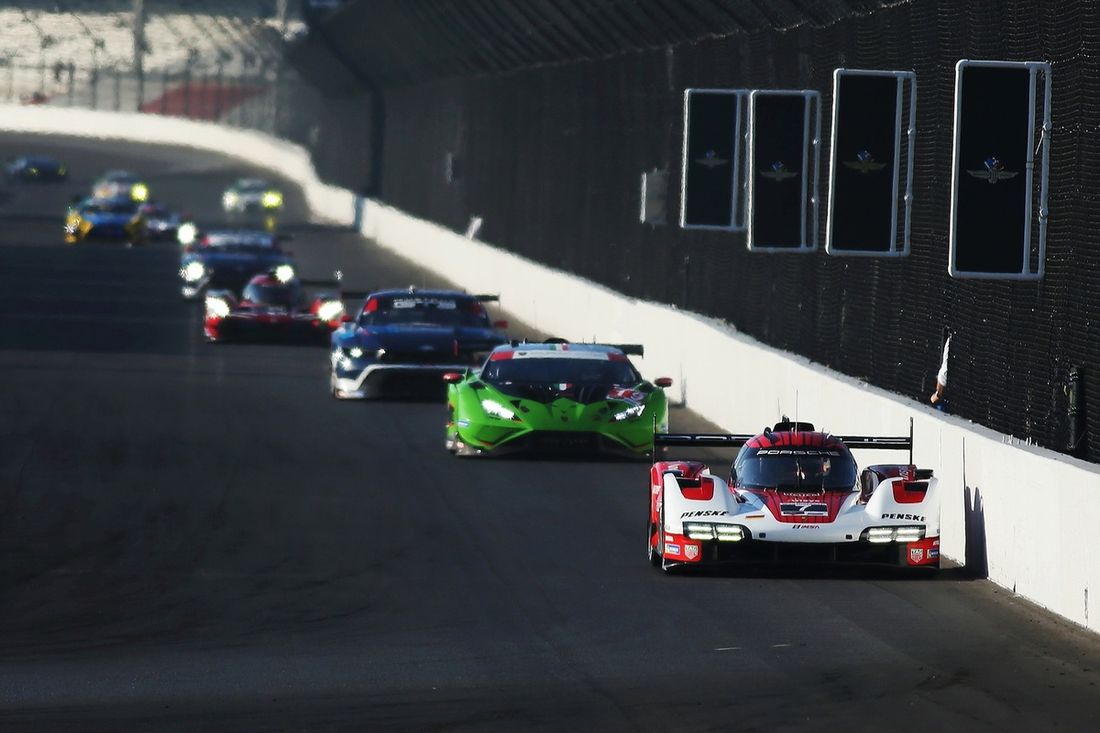 #7 Porsche 963 del equipo Penske Motorsport: Dane Cameron, Felipe Nasr