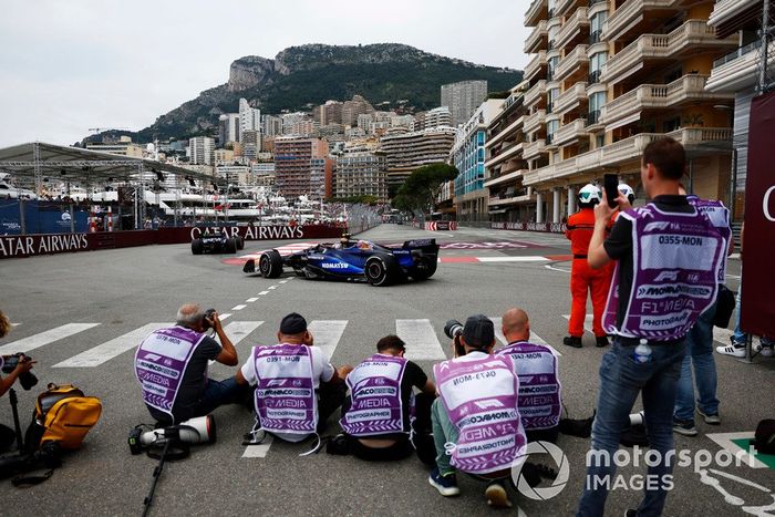 Los fotógrafos apuntan a Logan Sargeant, Williams FW46
