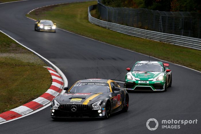 #38 Black Falcon Textar Mercedes-AMG GT4: Mustafa Mehmet Kaya, Mike Stursberg