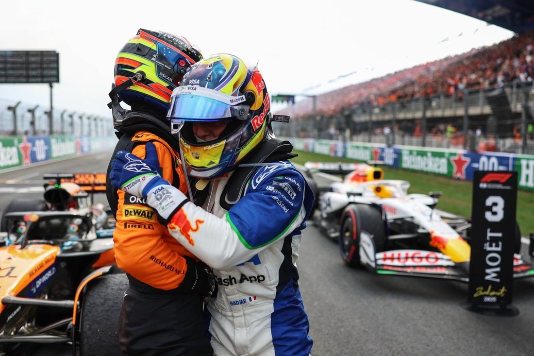 Oscar Piastri, McLaren, Isack Hadjar, Racing Bulls Team