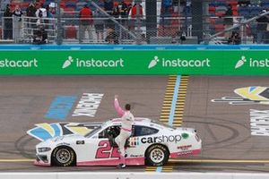 Race winner Austin Cindric, Team Penske, Ford Mustang