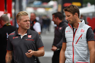 Kevin Magnussen, Haas F1 Team ve Romain Grosjean, Haas F1 Team