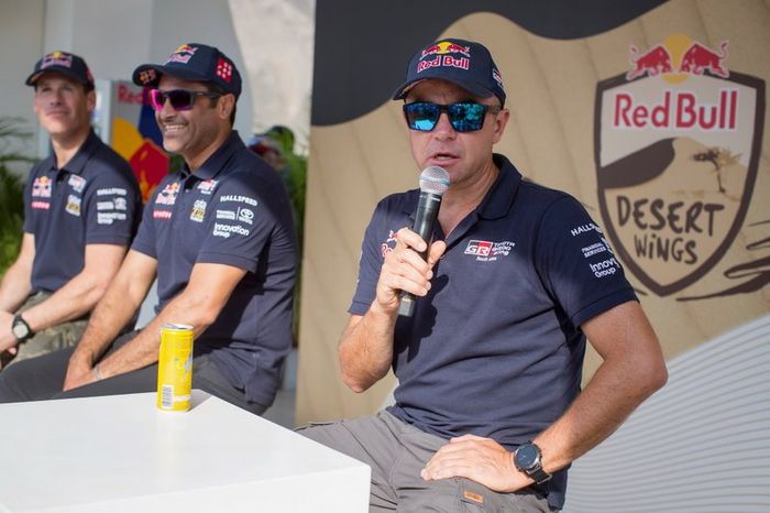 #302 Toyota Gazoo Racing Toyota Hilux: Giniel de Villiers