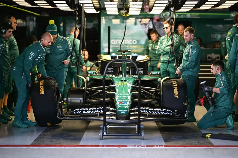 Voiture de Lance Stroll, Aston Martin Racing