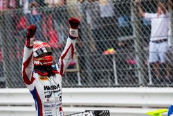 Ganador de la carrera Nobuharu Matsushita, ART Grand Prix