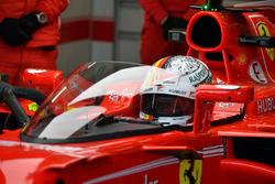 Sebastian Vettel, Ferrari SF70H, cockpit shield