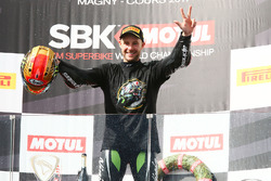 Le vainqueur de la course et Champion du monde 2017, Jonathan Rea, Kawasaki Racing