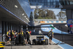 Essais d'arrêt au stand avec la voiture de Nicholas Latifi, DAMS
