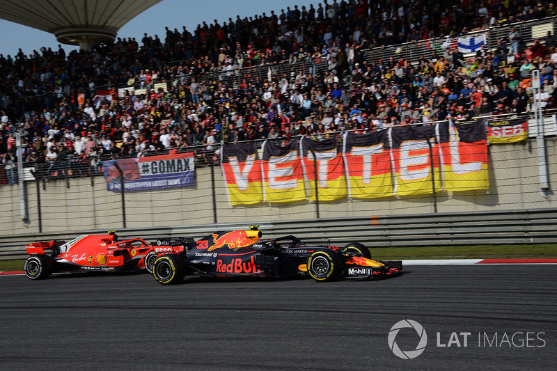 Max Verstappen, Red Bull Racing RB14 and Kimi Raikkonen, Ferrari SF71H battle