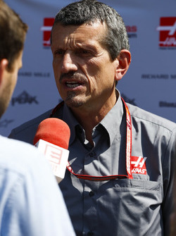 Guenther Steiner, Team Principal, Haas F1 Team, talks to the media