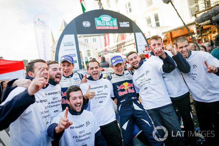 Campeones del mundo Sébastien Ogier, Julien Ingrassia, Ford Fiesta WRC, M-Sport