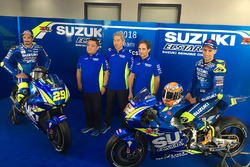 Andrea Iannone, Team Suzuki MotoGP, Alex Rins, Team Suzuki MotoGP et des membres d'équipe