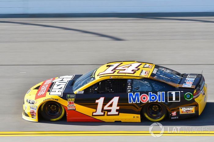 Clint Bowyer, Stewart-Haas Racing, Rush Truck Centers/Mobil 1 Ford