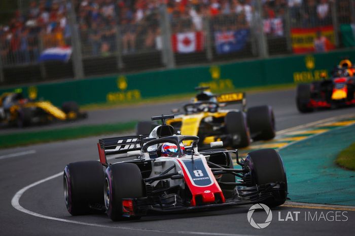 Romain Grosjean, Haas F1 Team VF-18 Ferrari, Nico Hulkenberg, Renault Sport F1 Team R.S. 18