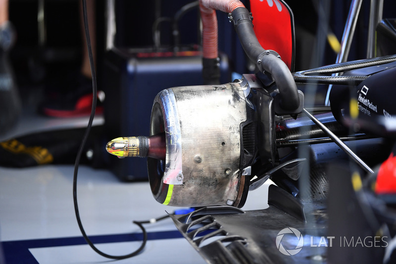 Red Bull Racing RB14, hátsó kerékagy