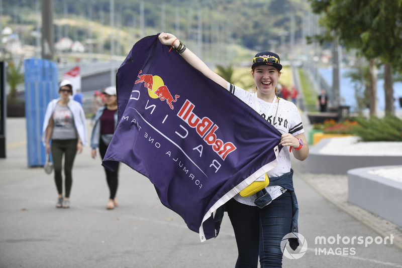 Csütörtöki képgaléria Szocsiból - F1 2018