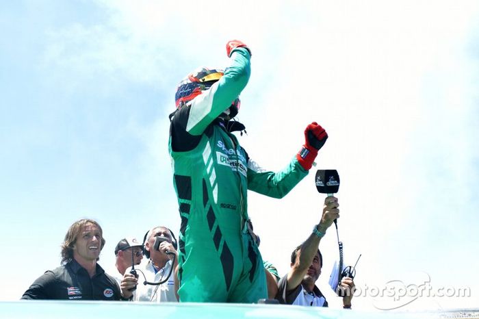 Campeón Agustín Canapino, Canapino Sports celebra