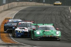 #77 AO Racing Porsche 911 GT3 R (992): Laurin Heinrich, Klaus Bachler
