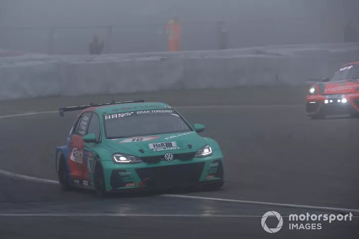#10 Max Kruse Racing VW Golf GTI TCR: Benjamin Leuchter, Andreas Gu?lden, Christian Gebhard, Nick Hancke