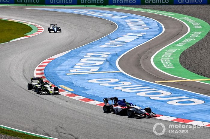 Logan Sargeant, Charouz Racing System y Kaylen Frederick, Carlin Buzz Racing 