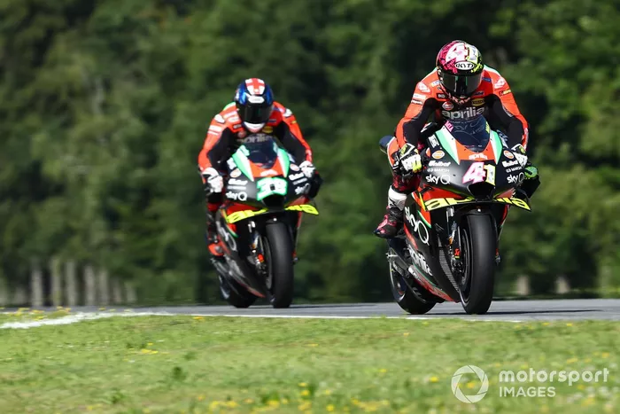 Aleix Espargaró, Aprilia Racing Team Gresini, Bradley Smith, Aprilia Racing Team Gresini