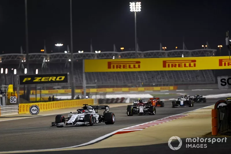 Daniil Kvyat, AlphaTauri AT01, Kimi Raikkonen, Alfa Romeo Racing C39, Nicholas Latifi, Williams FW43
