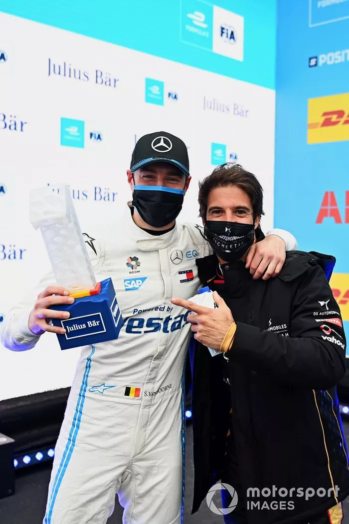 Antonio Felix Da Costa, DS Techeetah, y el poleman Stoffel Vandoorne, Mercedes-Benz EQ