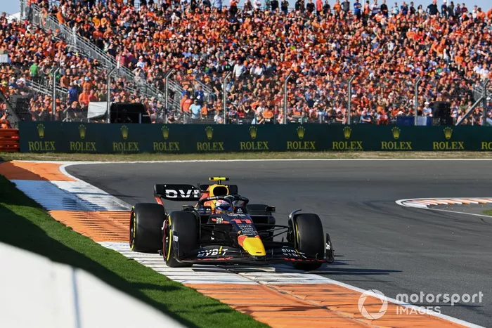 Sergio Pérez, Red Bull Racing RB18